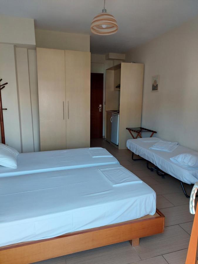 Telethrio Apartment Лутра Едипсу Екстериор снимка