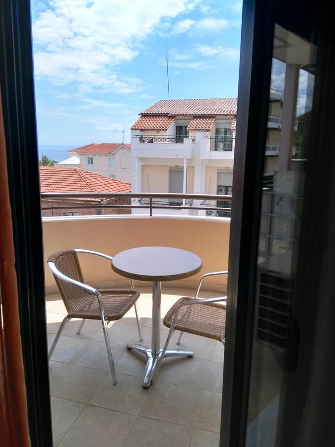 Telethrio Apartment Лутра Едипсу Екстериор снимка